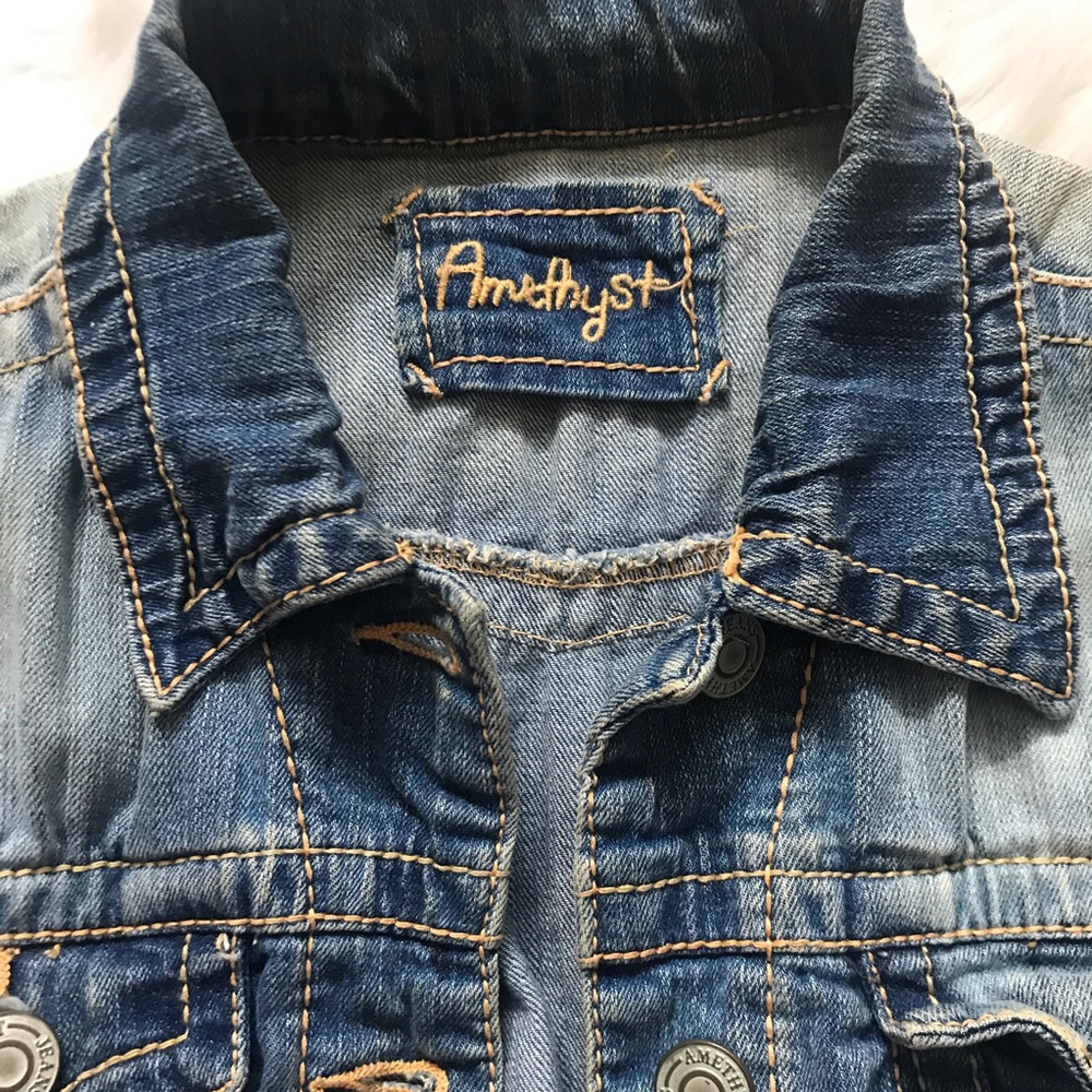 Jean jacket - Picture 2 of 5